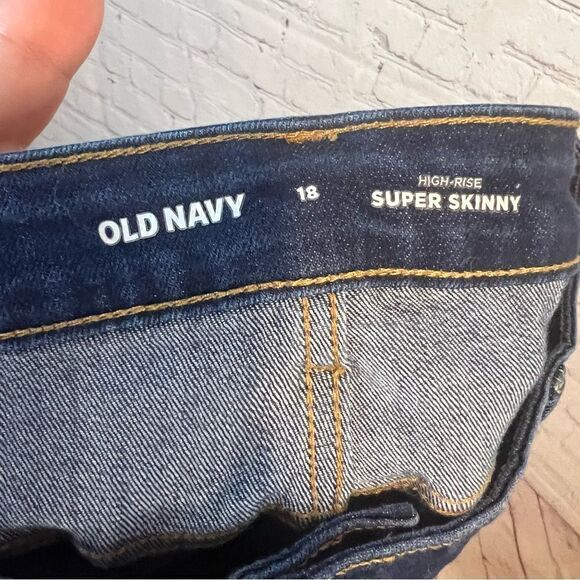 Old Navy Super Rise Skinny Dark Wash Jeans size 18 - Picture 6 of 6